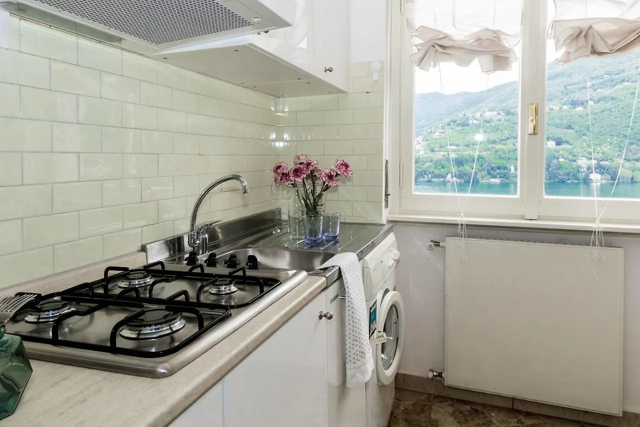 Joivy Garden Oasis - 1Br Apt With Balcony & Parking Blevio