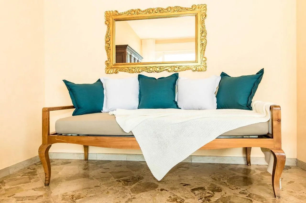 Apartment Joivy Garden Oasis - 1Br Apt With Balcony & Parking Blevio