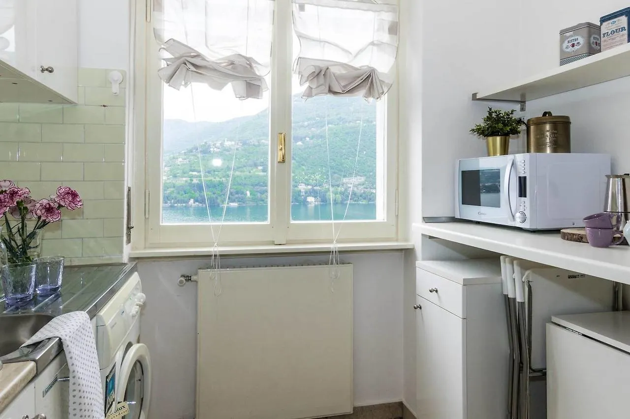 Joivy Garden Oasis - 1Br Apt With Balcony & Parking Blevio Apartment